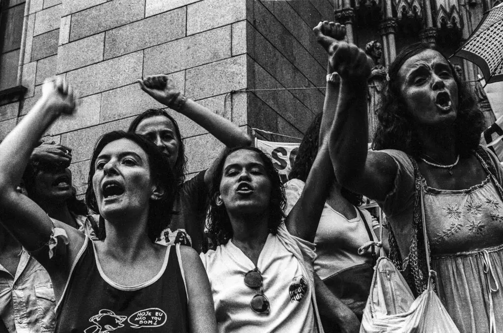 MANIFESTAÇAO SOS MULHER, 1981, PCA SE, SP