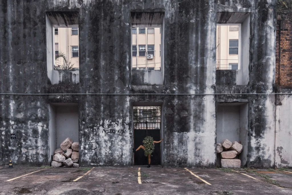 Alice-17-f66186a4a3721cc5fc20680bcf0fa7f1