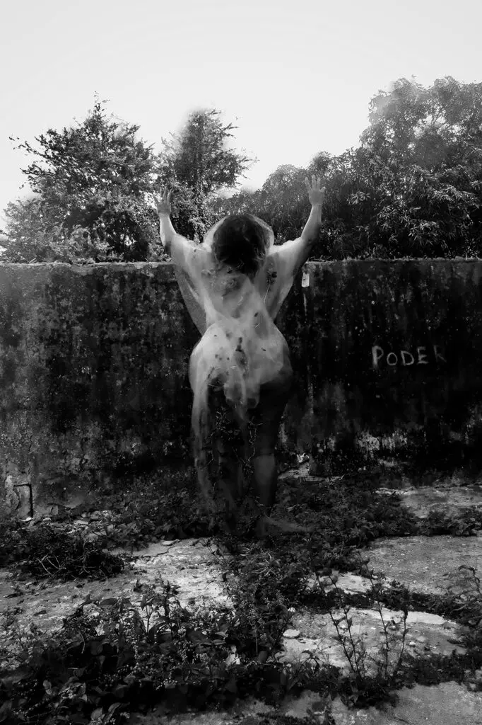 MULHERESQUEBRILHAM5-26ad64bf6edab352e54af857cc0552ce