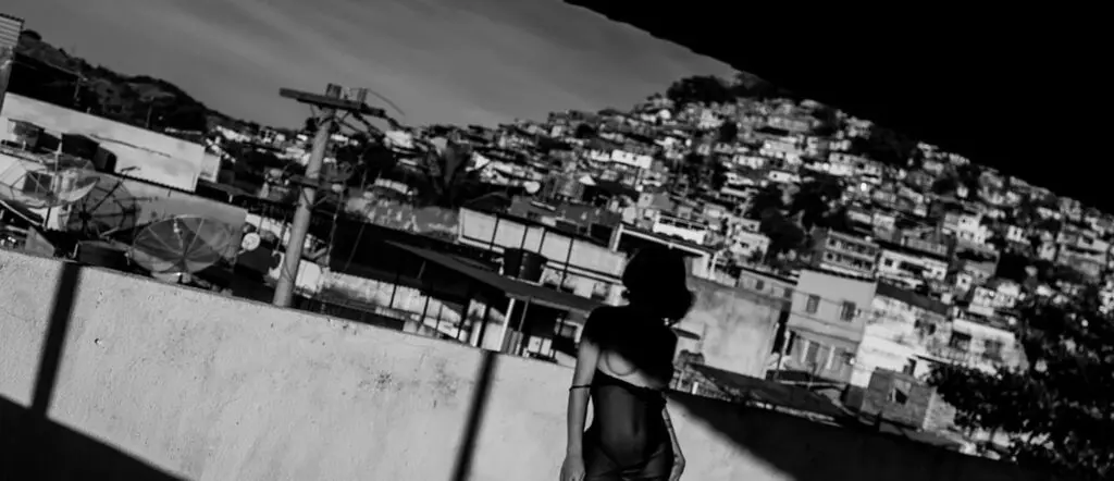 Ana-Carolina-Fernandes_OSilêncioaoRedor (10)