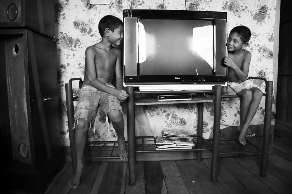 margem_mulheres luz_09