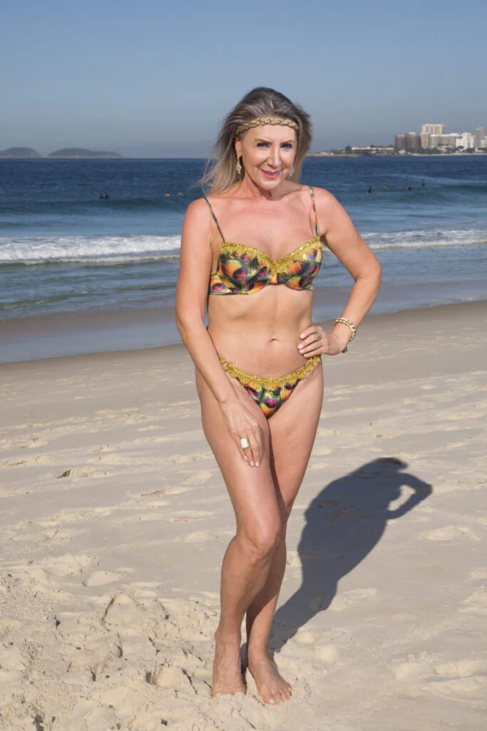 Senhoras de Biquíni. Marílice Carrer, 58 anos. Foto Simone Marinho.