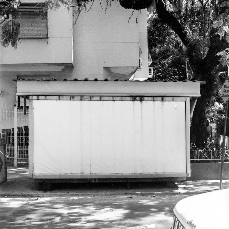 Bancas de Ipanema, projeto selecionado para a Maratona FIF 2020, sob orientação de Joaquim Paiva.