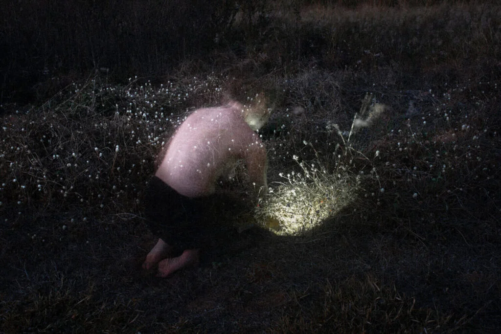 Daniela Paoliello_Escavar o escuro 02