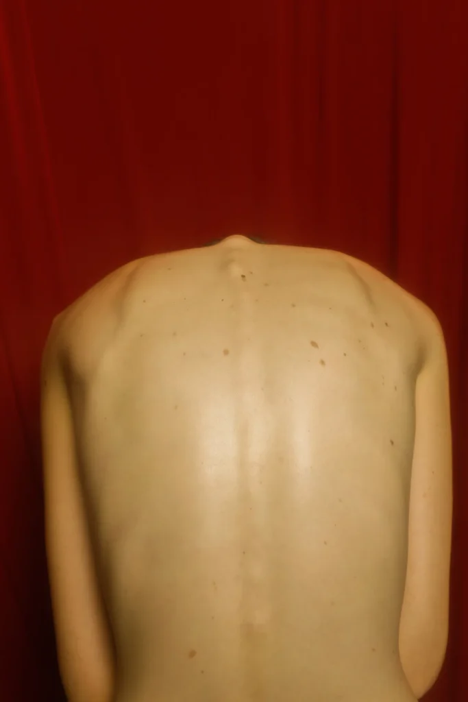 Larissa Mattos - O Corpo e a Natureza 04