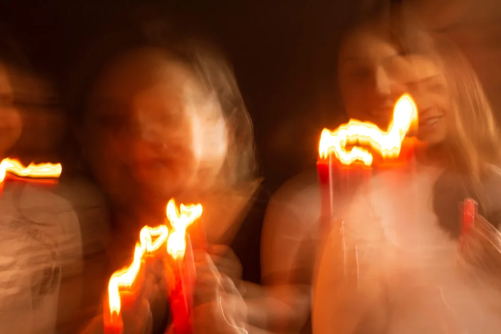 Monique Burigo-Linguas de Fogo-10